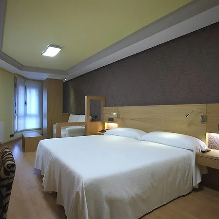 Hotel Nordés 3*